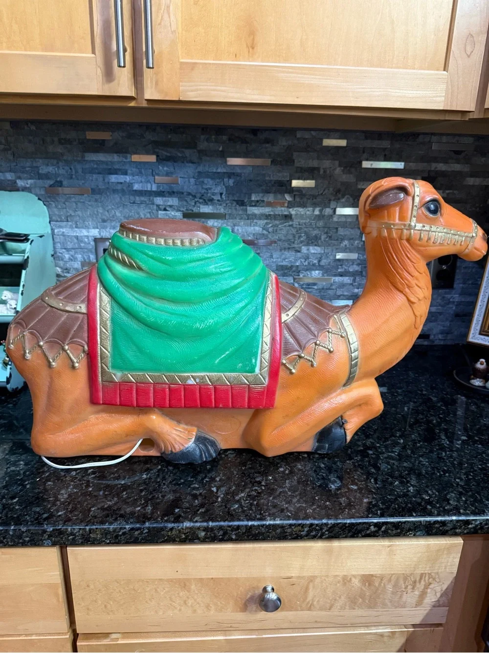 Empire decorative ceramic